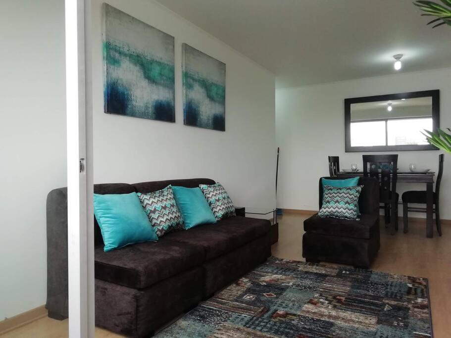Lindo Y Espacioso Departamento Muy Cerca A Miraflores Lima