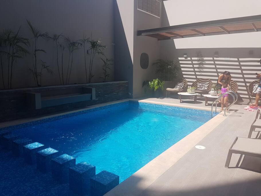Lindo Y Espacioso Departamento Muy Cerca A Miraflores